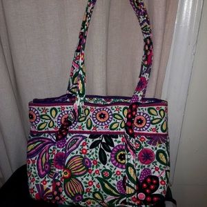 Vera Bradley Beautiful Paisley Handbag Purse